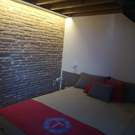 L'ospitale Dei Brilli Bed and Breakfast 3*