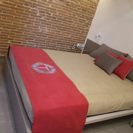 L'ospitale Dei Brilli *