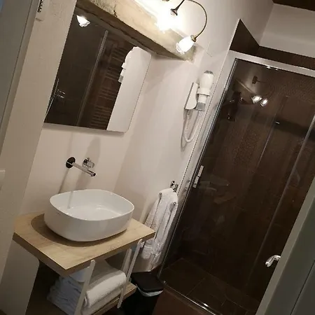 לינה וארוחת בוקר L'ospitale Dei Brilli 3*